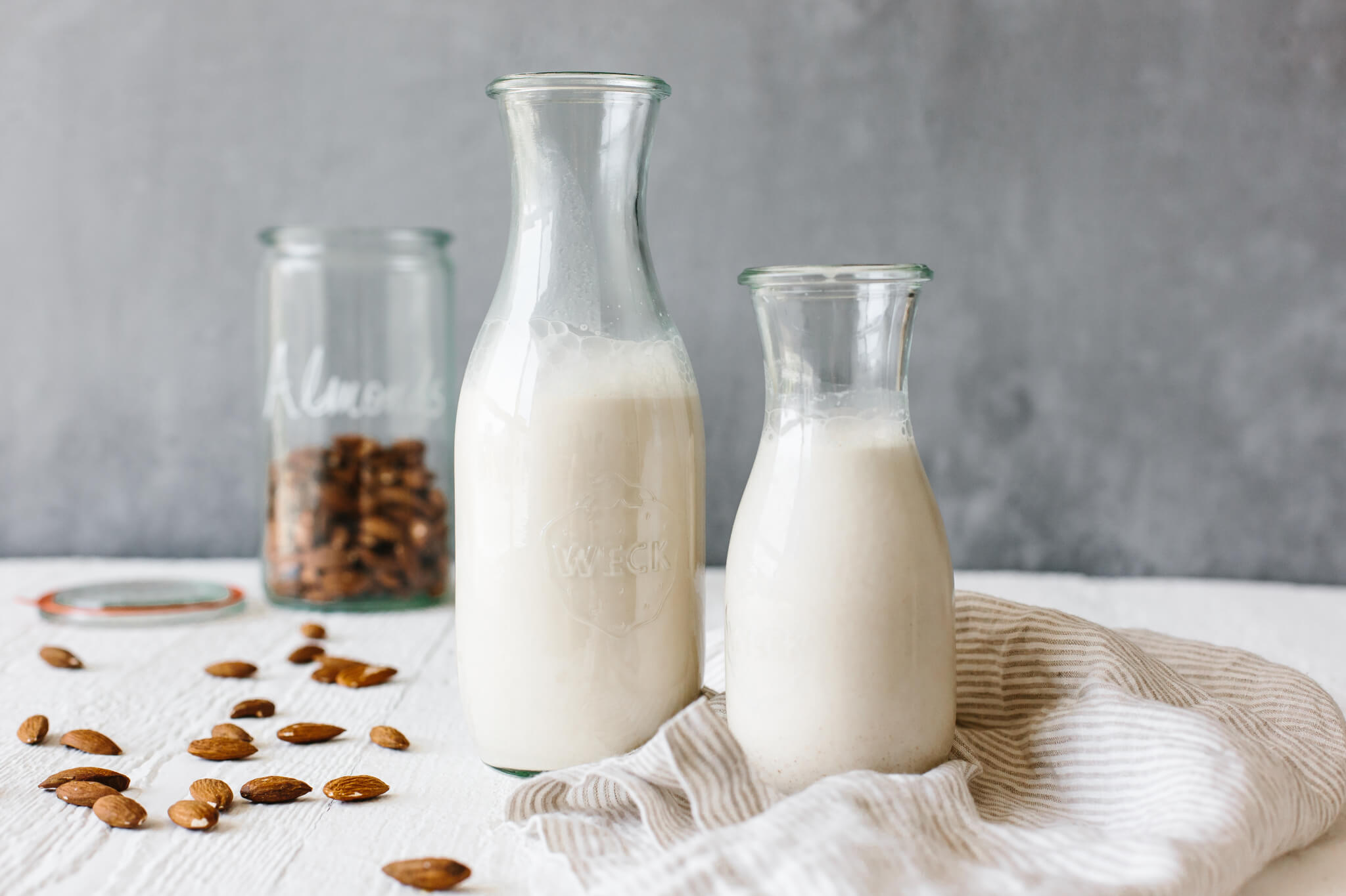 Do You Need to Know the Health Benefits of Almond Milk?